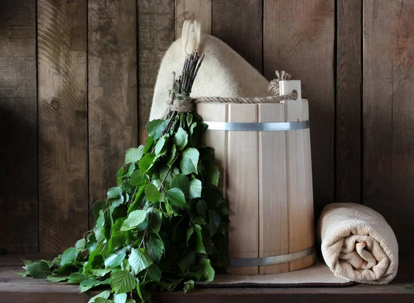 Casa de banho. Detalhes do interior sauna, sala de vapor com s tradicional — Fotografia de Stock