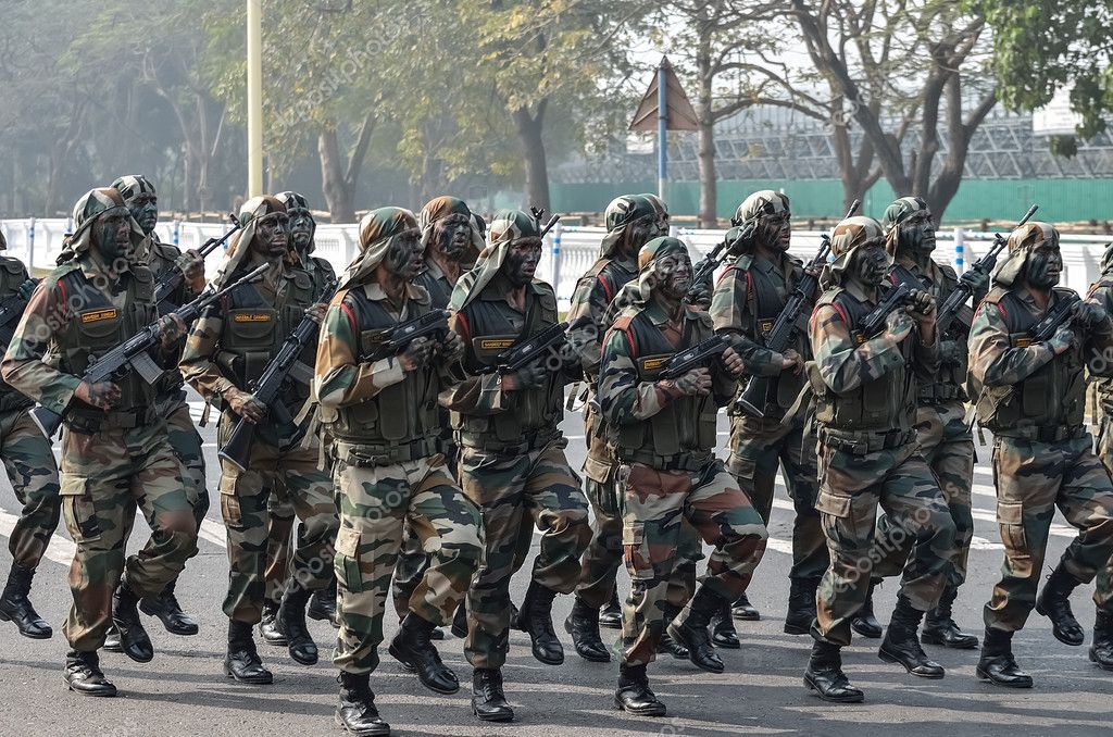 Indian Army With AK-47 – Stock Editorial Photo © Sbhaumik #125393084