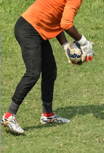 Voetbaldoelman in het spel — Stockfoto