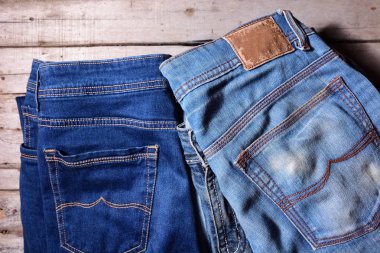 deri jeans etiket