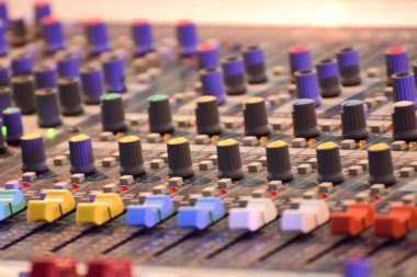 ses karıştırıcı ekipmanları