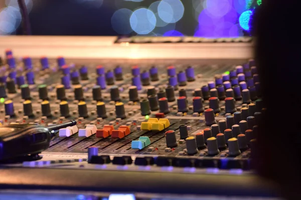 Ljudmixer Musikutrustning Livekonsert — Stockfoto