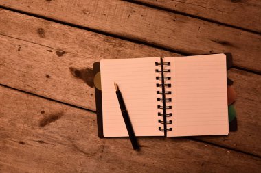 Eski masada boş not defteri 