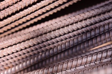 İnşaat alanında demir çubuk