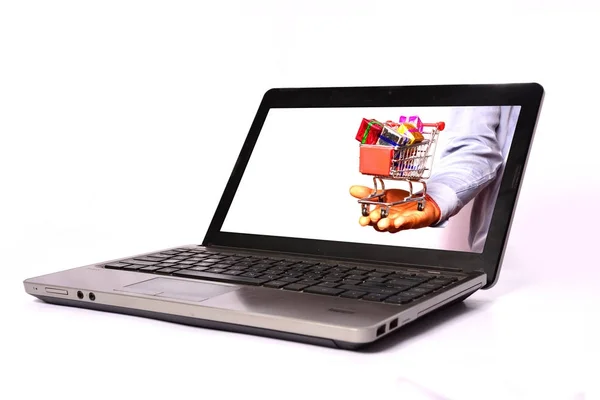 Compras no laptop — Fotografia de Stock