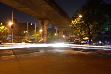 Gece şehir hareket trafik ışığı iz