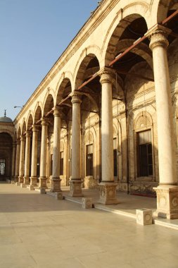 Kahire, Mısır Mısır bir camide dışında kapalı geçit.