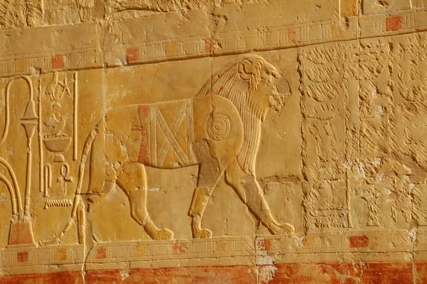 Templo de la Reina Hatshepsut —  Fotos de Stock