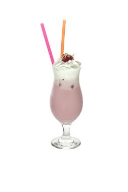 Çilek Muz Smoothie taze malzemelerle hazırlanan