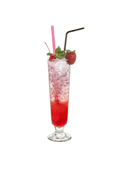 Roter Cocktail mit Eis und Orangenscheibe — Stockfoto