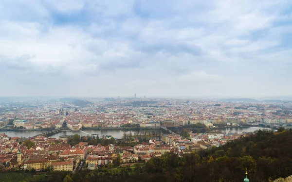 Vista Panoramica Del Ponte Carlo Altri Ponti Sul Fiume Moldava — Foto Stock