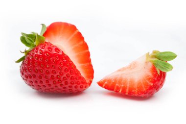 Beyaz arka plan üzerinde taze strawbery