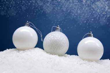 hediye kutusu ve süslemeleri Noel kompozisyonu