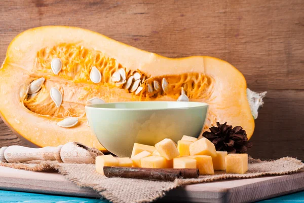 Pumpkin porridge on wood desk — Stock Photo, Image