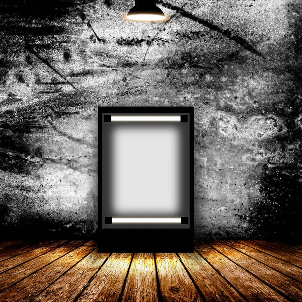 Пустой рекламный щит в пустой темной комнате . — стоковое фото