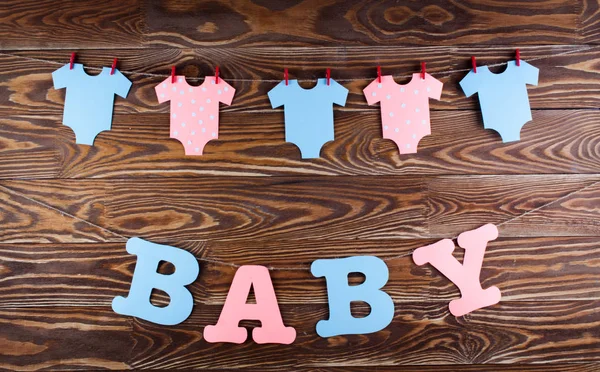 Dekoration für Babydusche auf Holzschreibtisch — Stockfoto