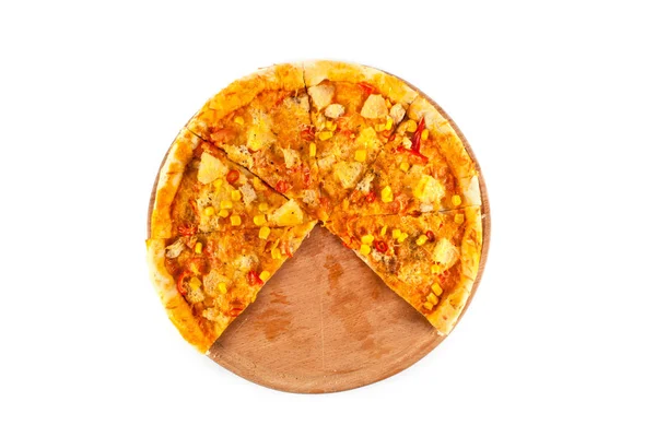 Färsk pizza med ost — Stockfoto