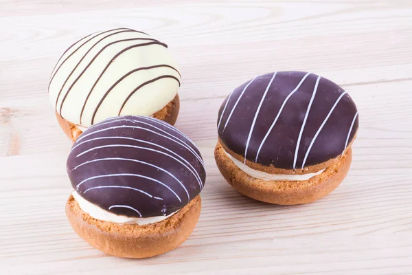 İle çikolatalı kek