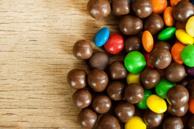 Bir beyaz renkli şeker