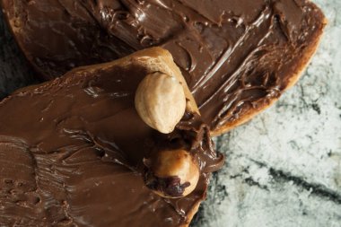 Çikolatalı fıstık ezmesi 