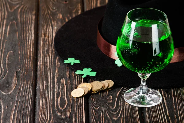 Feliz día de San Patricio bebida verde —  Fotos de Stock