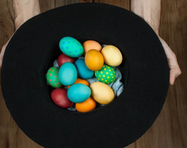 Oeufs de Pâques colorés fermer — Photo