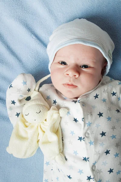 Cara infantil de perto — Fotografia de Stock