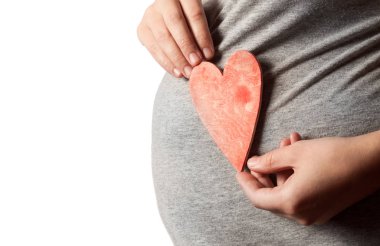 kalbi olan hamile kadın