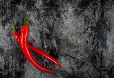 Arka plan taze biber grunge üzerinde çizik. 