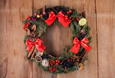 Noel dekorasyon ahşap masa