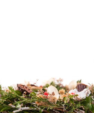 bir asma dan dekoratif çelenk