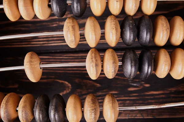 Abacus vintage sobre fondo de madera — Foto de Stock