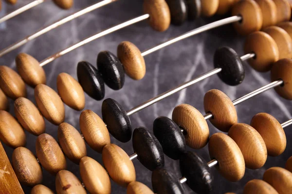 Abacus vintage sobre fondo de madera — Foto de Stock