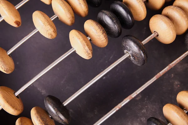 Abacus vintage sobre fondo de madera — Foto de Stock