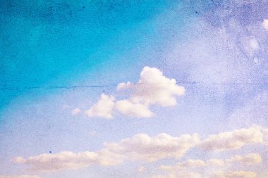 Bulutlu mavi gökyüzü