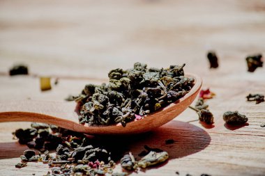 Tahta kaşık kuru çay