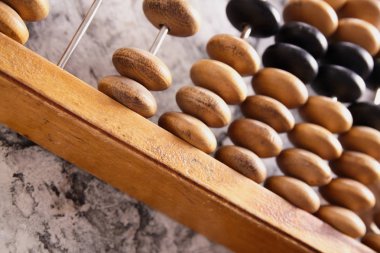 Arka plan üzerinde eski retro abacus