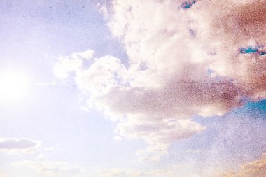 Bulutlu mavi gökyüzü