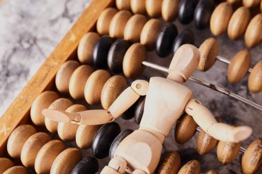 Arka plan üzerinde eski retro abacus