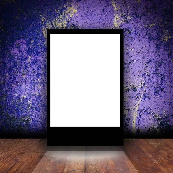 Реклама Lightbox в пустой комнате — стоковое фото