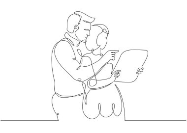 erkek ve kadın iş tartışırken sürekli çizgi çizme