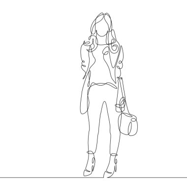 El çantalı hippi kız çizgileri hiç bitmiyor.