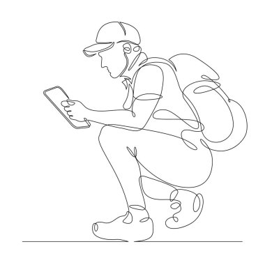 Aralıksız olarak turist karakterinin tablet ve sırt çantalı çizgisi çizildi.