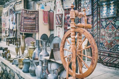 Hediyelik eşya dükkanından eski şehir - Icheri Sarayı, Bakü, Azerbaycan.