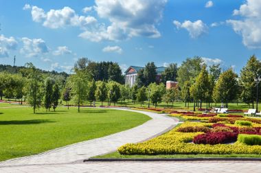 Moskova, Tsaritsyno Parkı. Moskova bölgesel tiyatro içinde belgili tanımlık geçmiş