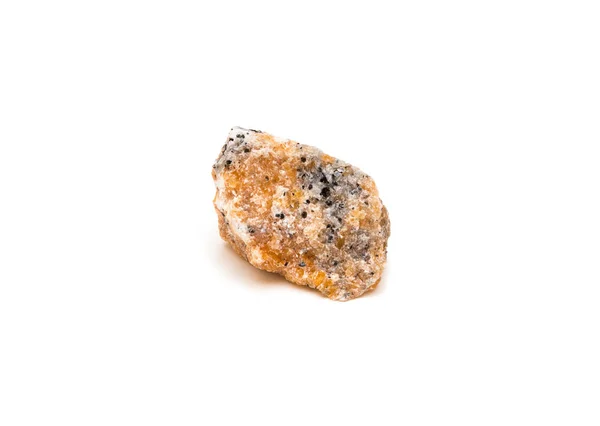 白い背景に分離されたオレンジ色の方解石鉱物 — ストック写真