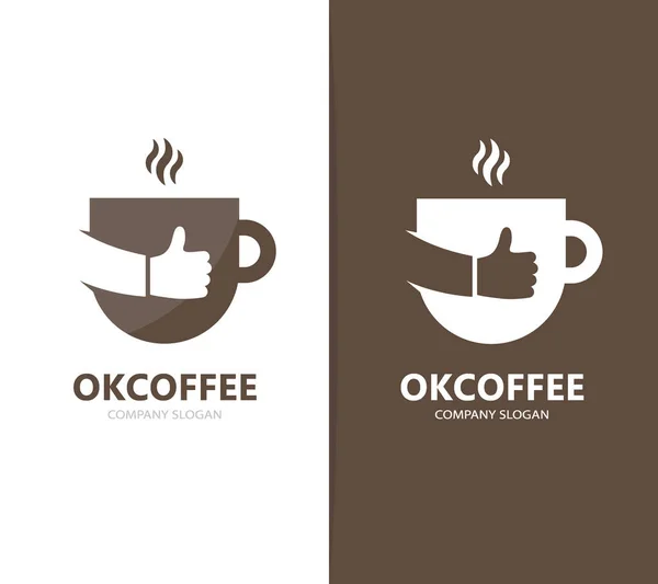 Vecteur de café et combinaison de logo similaire. Boire et meilleur symbole ou icône. Modèle unique de conception de logotype tasse et thé . — Image vectorielle