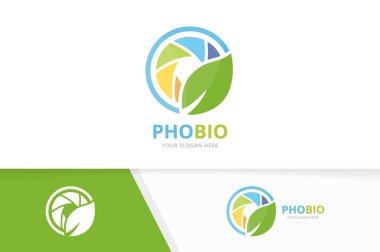 Vektör kamera çekim ve yaprak logo bileşimi. Objektif ve eko simge veya simge. Benzersiz fotoğraf ve organik logo tasarım şablonu.