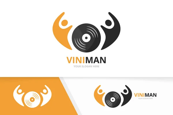 Vector vinyl en mensen logo-combinatie. Record en familie symbool of pictogram. Unieke muziekalbum en Unie, helpen, sluit, team logo ontwerpsjabloon. — Stockvector