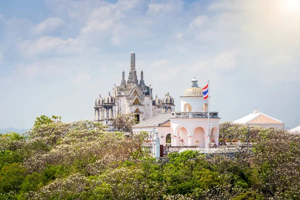 Tempel op topof berg, architectonische details van Phra Nakhon Kh — Stockfoto